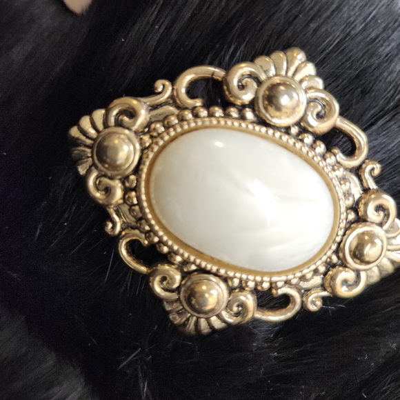 Vintage Silk Angel 100% Blue Fox Fur Handbag In Black Golden Hardwear & Gem - Picture 12 of 17